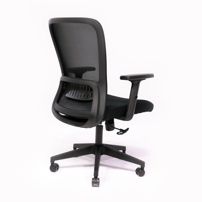 Cadeira Diretor Ergonômica Preta – Tela Respirável e Braços 2D