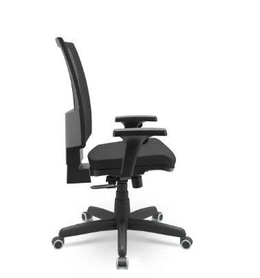 Cadeira Presidente Giratória Preta – Ergonômica e Ajustável para Escritório