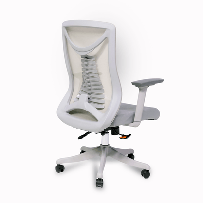 Cadeira Diretor Cinza – Ergonômica e Confortável para Escritório