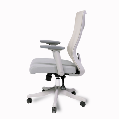 Cadeira Diretor Cinza – Ergonômica e Confortável para Escritório