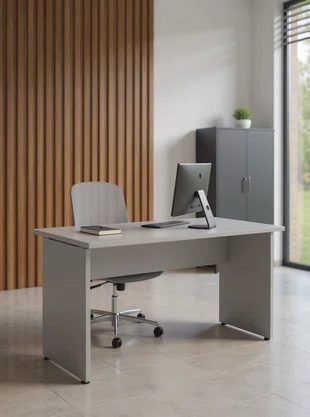 Mesa de Trabalho Cinza – Compacta com Painel Frontal