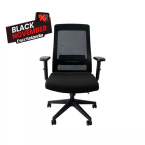 Cadeira Diretor Preta em Tecido – Encosto em Tela e Braços 2D