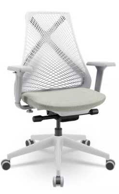 Cadeira Presidente Cinza - com Encosto em Tela e Braços 4D