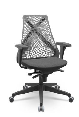 Cadeira Presidente Grafite – Encosto em Tela e Braços Reguláveis